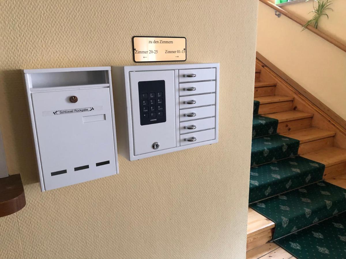 Hotel-Gasthof Postbraeu Dingolfing Eksteriør billede