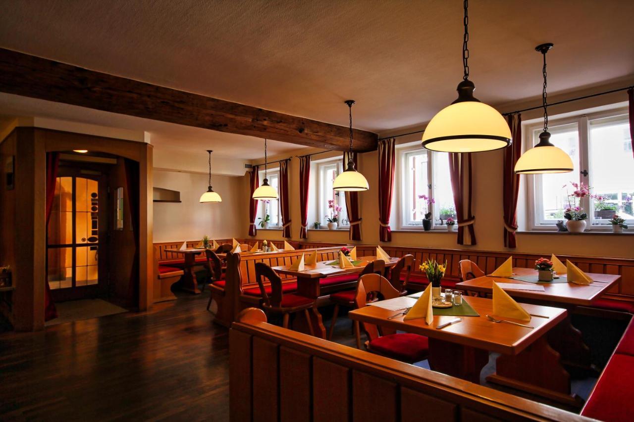 Hotel-Gasthof Postbraeu Dingolfing Eksteriør billede